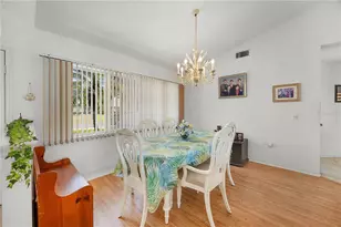 184 Mark Twain Ln, Rotonda West, FL 33947 - Photo 6