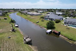 184 Mark Twain Ln, Rotonda West, FL 33947 - Photo 28