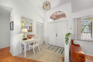 184 Mark Twain Ln, Rotonda West, FL 33947 - Photo 2