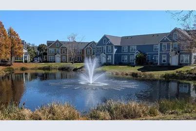 5581 Rosehill Road # 203, Sarasota, FL 34233 - Photo 2