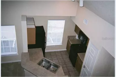 5581 Rosehill Road # 203, Sarasota, FL 34233 - Photo 6