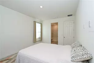 3551 74th Ave Circle E, Sarasota, FL 34243 - Photo 36