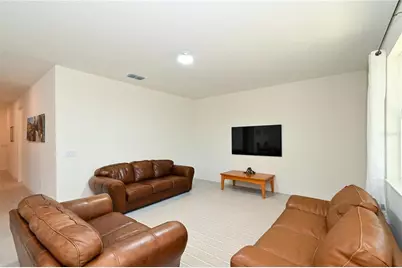 3551 74th Avenue Circle E, Sarasota, FL 34243 - Photo 10