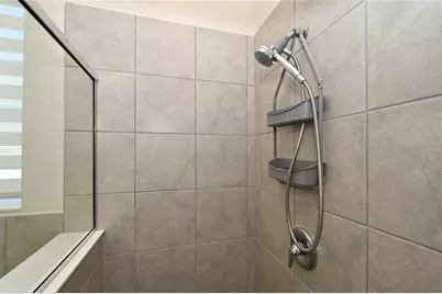 3551 74th Avenue Circle E, Sarasota, FL 34243 - Photo 26