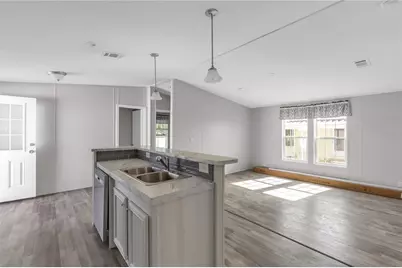2107 Palma Sola Boulevard #13, Bradenton, FL 34209 - Photo 10