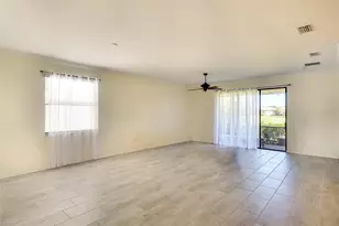 10221 Loch Lomond Dr, Bradenton, FL 34211 - Photo 8