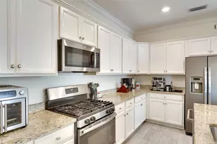 10221 Loch Lomond Dr, Bradenton, FL 34211 - Photo 6