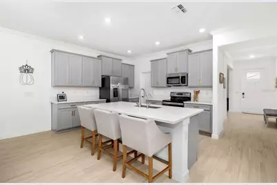 14281 17th Court E, Parrish, FL 34219 - Photo 2
