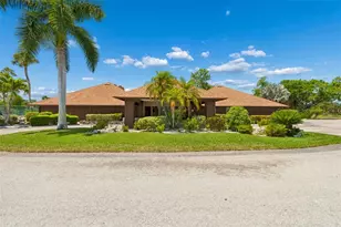 6067 Fairway Ln, Bradenton, FL 34210 - Photo 32