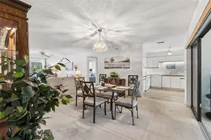 6067 Fairway Ln, Bradenton, FL 34210 - Photo 8