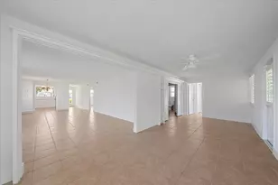 597 Spanish Dr N, Longboat Key, FL 34228 - Photo 18
