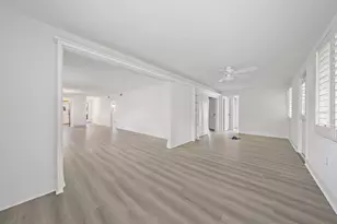 597 Spanish Dr N, Longboat Key, FL 34228 - Photo 22