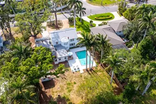 108 26th St NW, Bradenton, FL 34205 - Photo 4