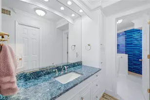 2110 Benjamin Franklin Dr, Sarasota, FL 34236 - Photo 26