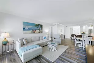 2110 Benjamin Franklin Dr, Sarasota, FL 34236 - Photo 12