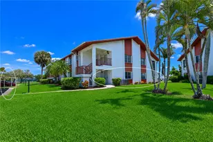 4857 Independence Dr, Bradenton, FL 34210 - Photo 2
