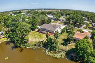 6535 Canary St, Sarasota, FL 34241 - Photo 2