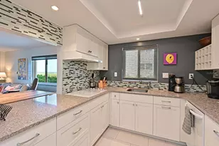 5591 Gulf of Mexico Dr, Longboat Key, FL 34228 - Photo 14