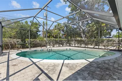 2411 Gulf Gate Drive, Sarasota, FL 34231 - Photo 18