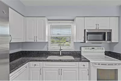 2411 Gulf Gate Drive, Sarasota, FL 34231 - Photo 10
