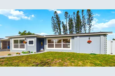 220 62nd Street NW, Bradenton, FL 34209 - Photo 2