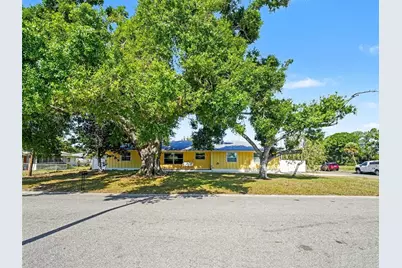 704 S Lockwood Ridge Road, Sarasota, FL 34237 - Photo 4