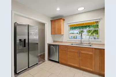 704 S Lockwood Ridge Road, Sarasota, FL 34237 - Photo 20