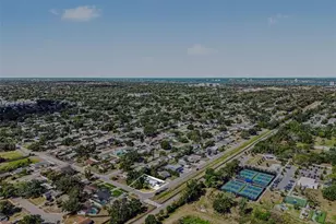 704 S Lockwood Ridge Rd, Sarasota, FL 34237 - Photo 50