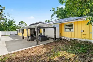 704 S Lockwood Ridge Rd, Sarasota, FL 34237 - Photo 38