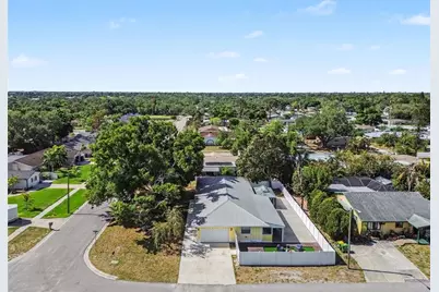 704 S Lockwood Ridge Road, Sarasota, FL 34237 - Photo 46
