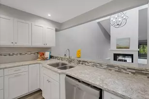 4418 La Jolla Dr, Bradenton, FL 34210 - Photo 6