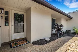 4418 La Jolla Dr, Bradenton, FL 34210 - Photo 4