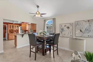 3613 57th Ave Dr W, Bradenton, FL 34210 - Photo 8