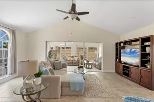 3613 57th Ave Dr W, Bradenton, FL 34210 - Photo 4