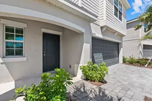 13989 Lilac Sky Ter, Lakewood Ranch, FL 34211 - Photo 4