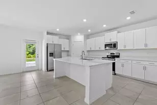 13989 Lilac Sky Ter, Lakewood Ranch, FL 34211 - Photo 8