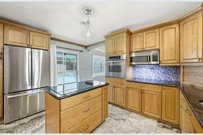6901 17th Lane N, Saint Petersburg, FL 33702 - Photo 12