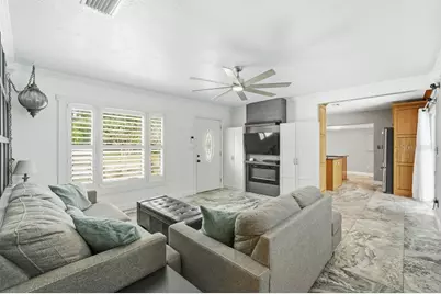 6901 17th Lane N, Saint Petersburg, FL 33702 - Photo 8