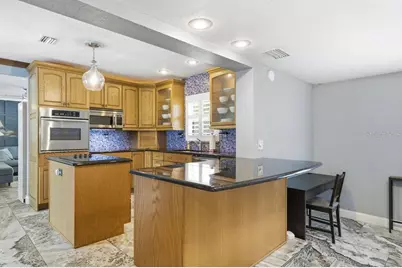 6901 17th Lane N, Saint Petersburg, FL 33702 - Photo 10