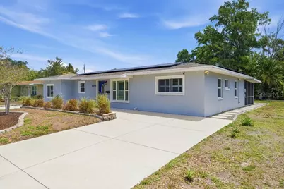 6901 17th Lane N, Saint Petersburg, FL 33702 - Photo 1