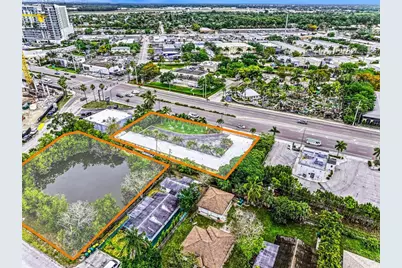 2164 Tamiami Trail E, Naples, FL 34112 - Photo 2