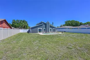 910 Plum Tree Ln, Sarasota, FL 34243 - Photo 20