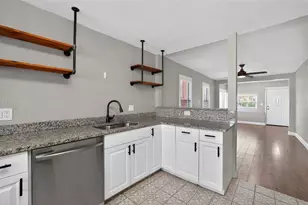 3250 Prescott St N, Saint Petersburg, FL 33713 - Photo 18