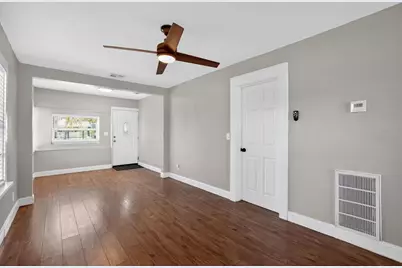 3250 Prescott Street N, Saint Petersburg, FL 33713 - Photo 4
