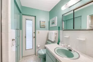 2945 Upper Tangelo Dr, Sarasota, FL 34239 - Photo 14