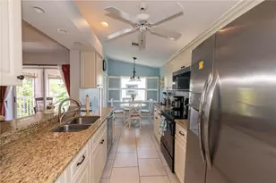 5674 Sheffield Greene Cir, Sarasota, FL 34235 - Photo 14