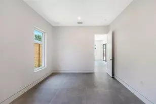 2225 Florinda St, Sarasota, FL 34231 - Photo 24