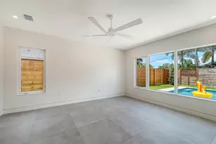2225 Florinda St, Sarasota, FL 34231 - Photo 20