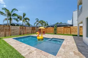 2225 Florinda St, Sarasota, FL 34231 - Photo 56