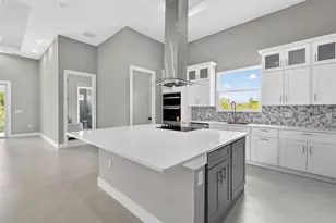 15109 Aquarius Cir, Port Charlotte, FL 33981 - Photo 8